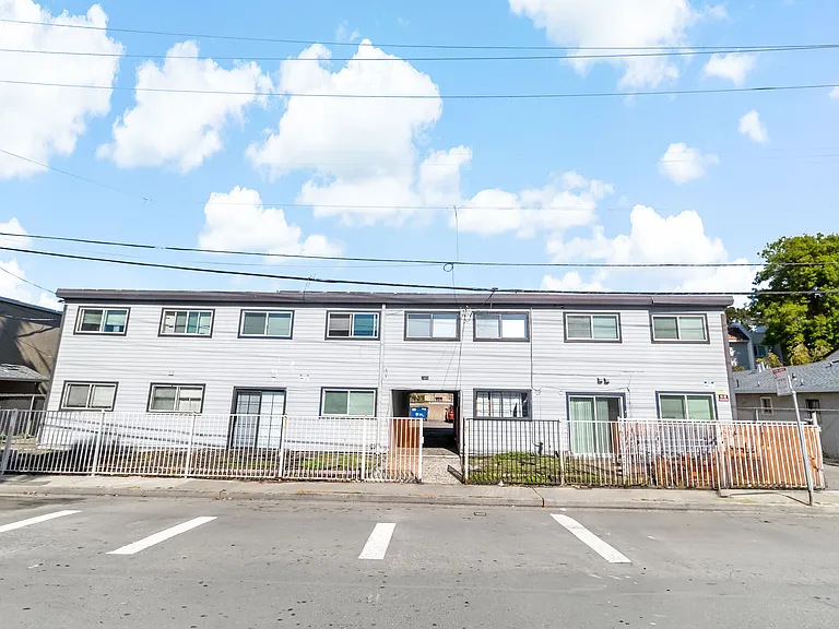2409 Standard Ave #7 — Photo 25