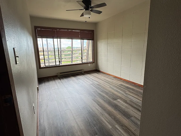 1013 Goodlander Dr #1 — Photo 12