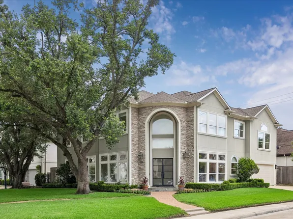 5211 Pocahontas St, Bellaire, TX 77401