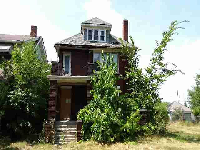 9087 N Martindale