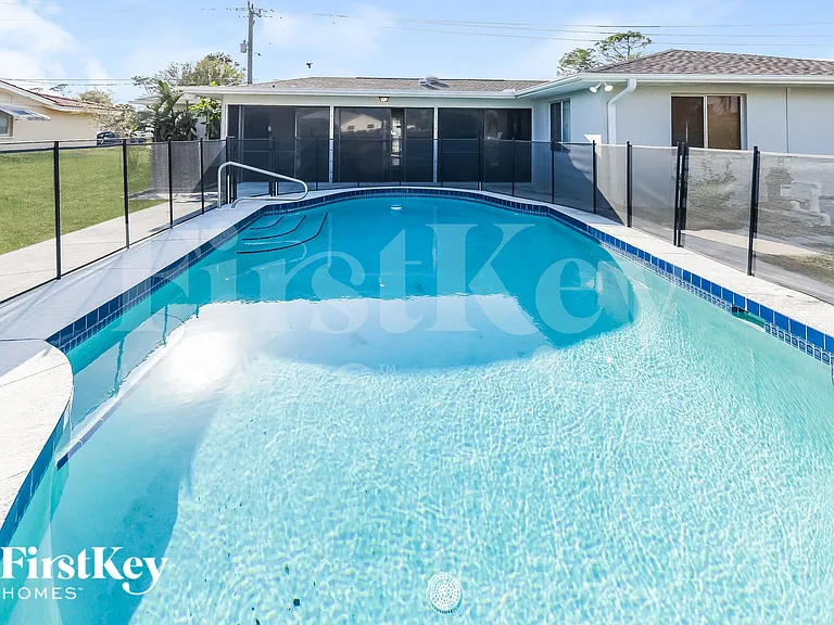 2144 Pellam Blvd — Photo 14