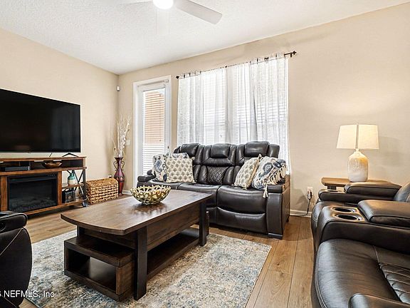 4th image of 4220 PLANTATION OAKS Boulevard #1715