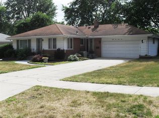 8934 Cottage Grove Pl, Highland, IN 46322