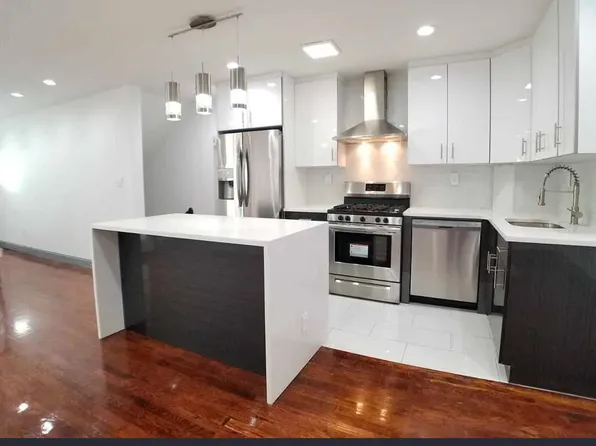 (undisclosed Address), Brooklyn, NY 11212