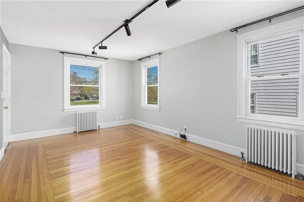 1 bed, 528 sqft, $2,100 — Photo 1