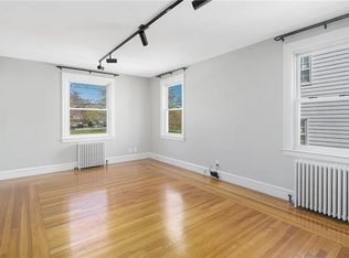 11 North Ave APT 1, Providence, RI 02906