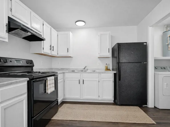 Lowell Road Residences, 1705 N Lowell Rd APT E202, Springdale, AR 72764