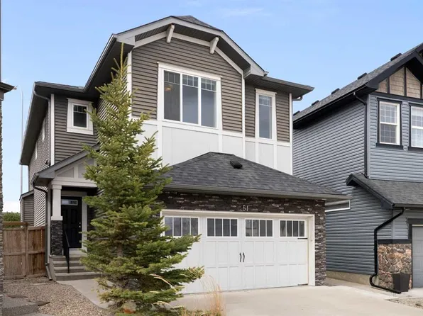 51 E Sage Bank Ct NW, Calgary, AB T3R 0K7