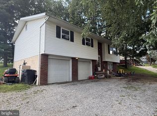 105 Pine Knoll Rd, Wheeling, WV 26003