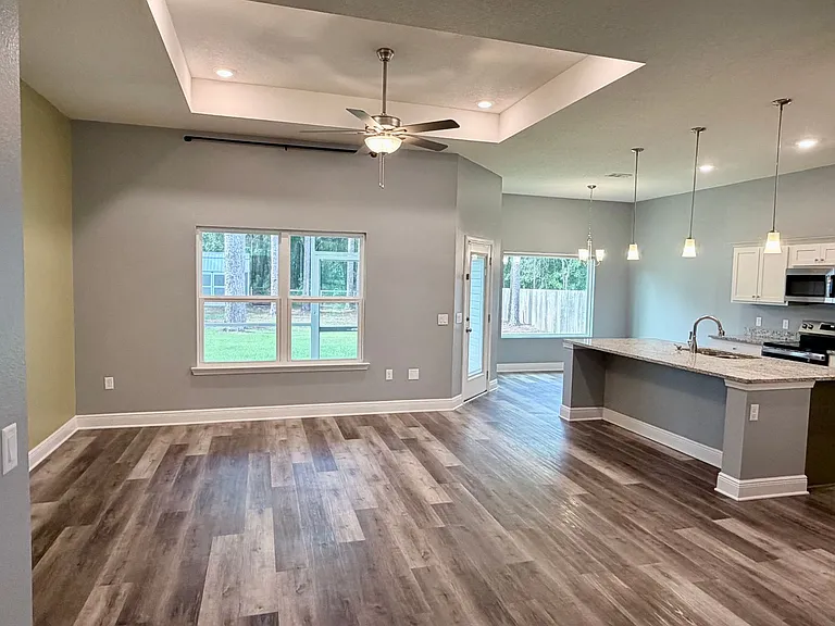 10085 Bellbrook Rd — Photo 2