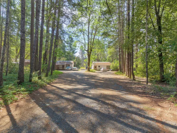 701 Caves Hwy, Cave Junction, OR 97523