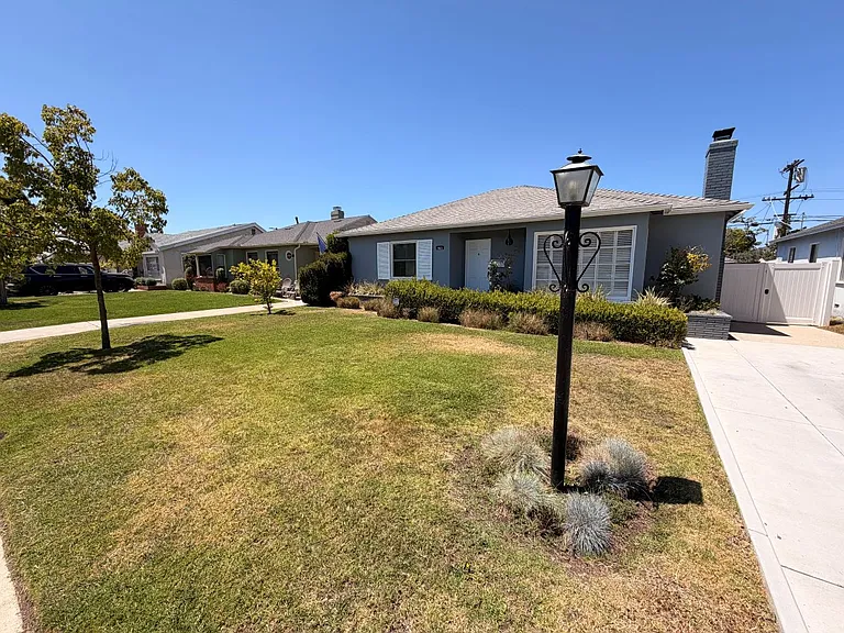 7821 Stewart Ave — Photo 3