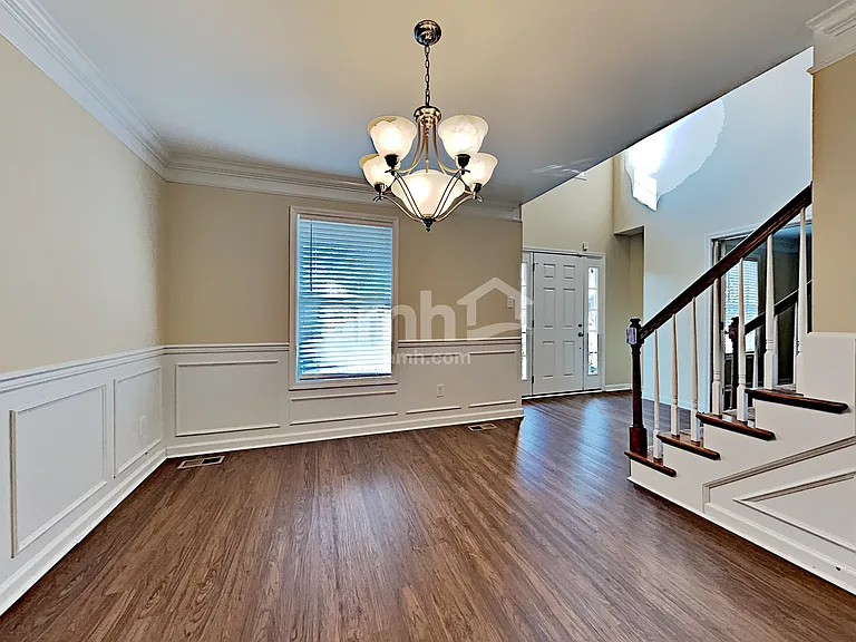 3201 Gaslight Ln — Photo 5