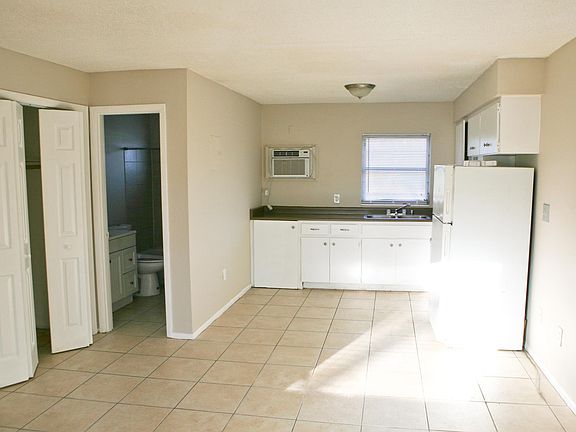 2nd image of 635 N Lime Ave APT 105