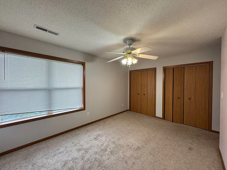 1039 Scott Park Dr — Photo 7