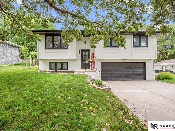 4th image of 5615 Hallcliffe Ct