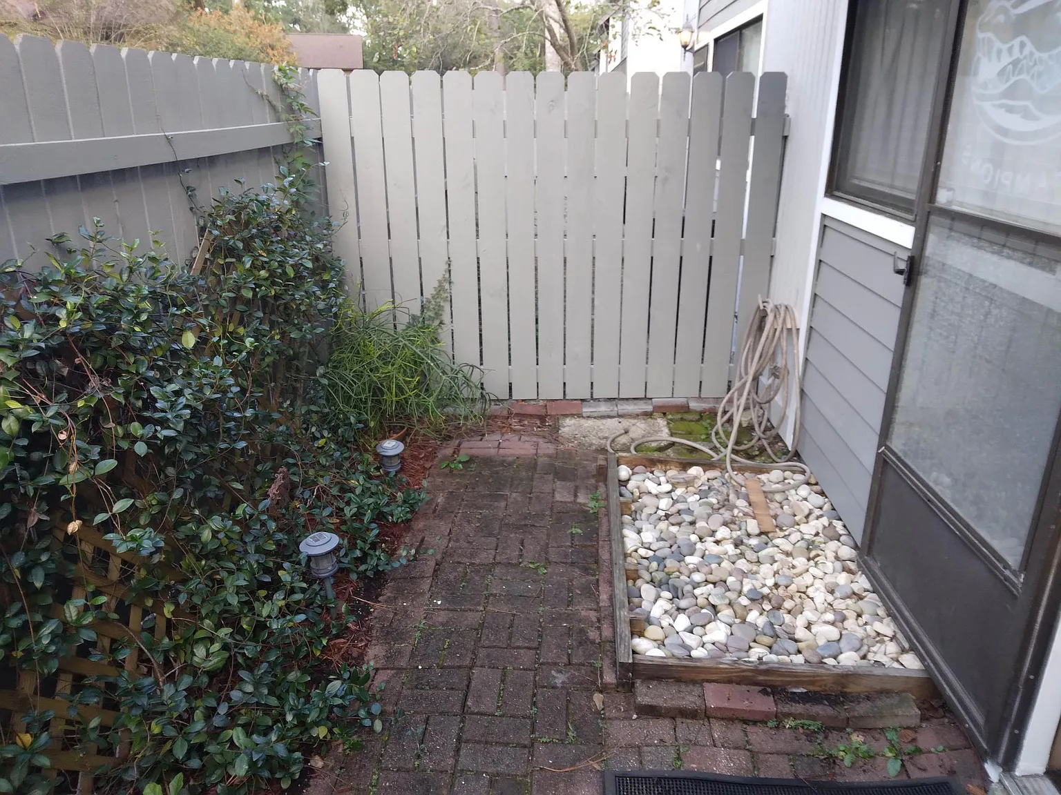 2 bed, 1.5 bath, 938 sqft, $1,595 — Photo 4