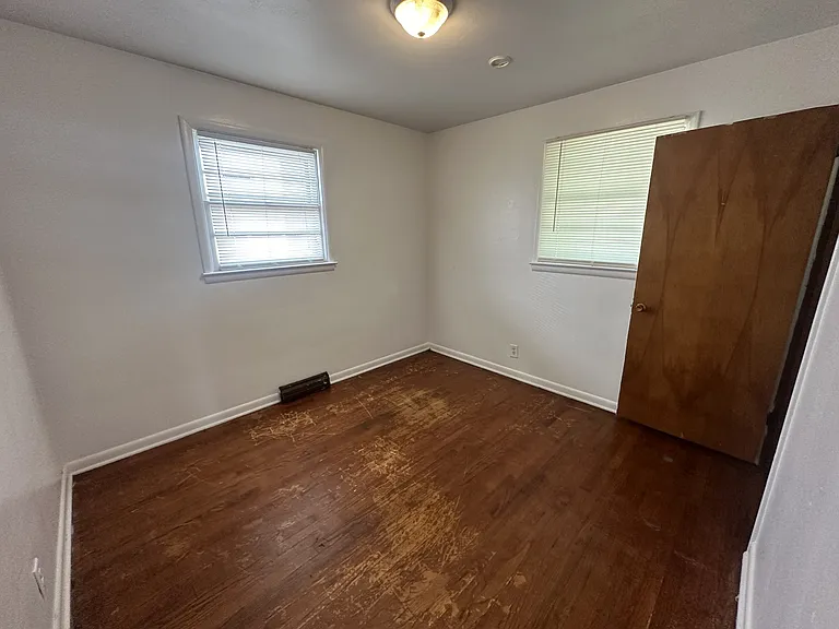 1115 N Winnebago St #1 — Photo 5