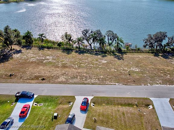 4th image of 1229 Ridge Dr