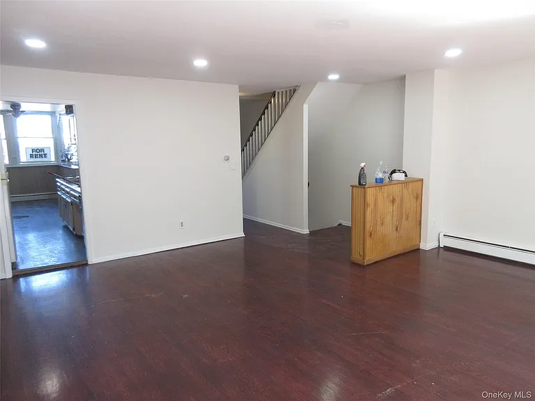 108 Coolidge St — Photo 3