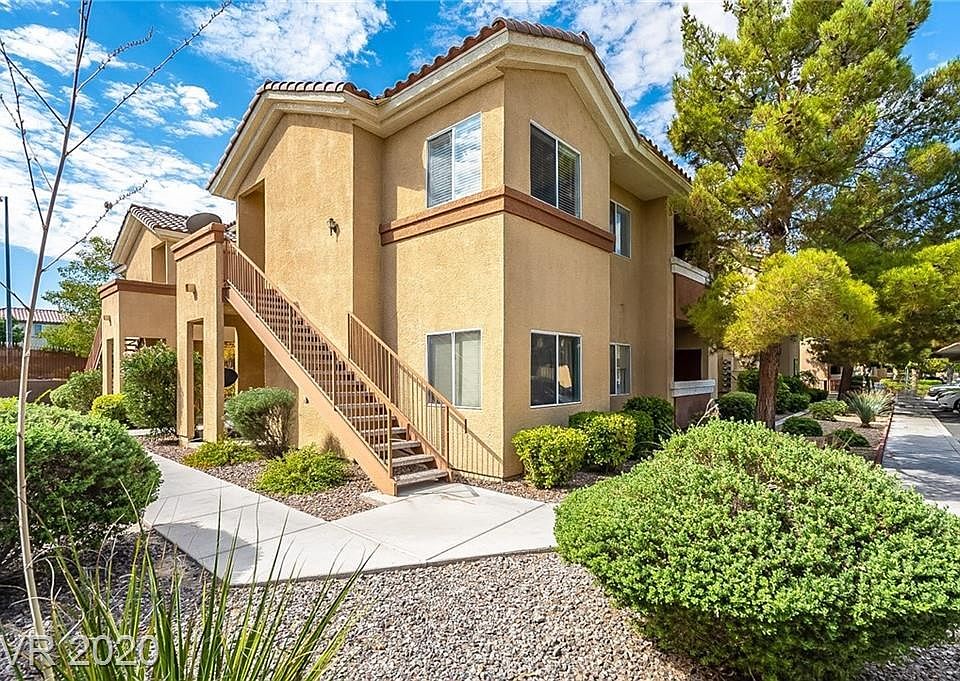 1st image of 1050 E Cactus Ave Unit 2005