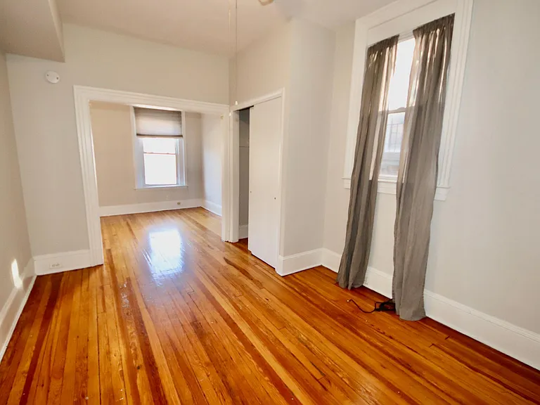 1404 Eutaw Pl #4 — Photo 5
