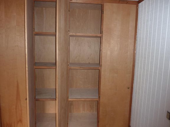 Bedroom storgae shelves