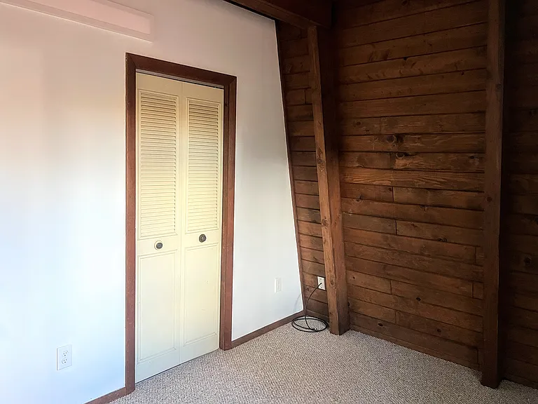 888 Salem St — Photo 17