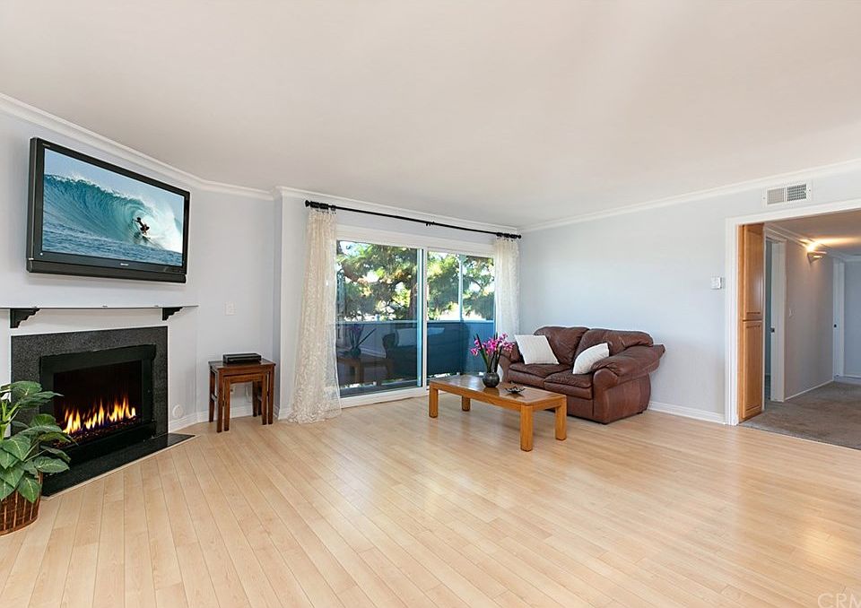 1st image of 2411 Prospect Ave APT 301