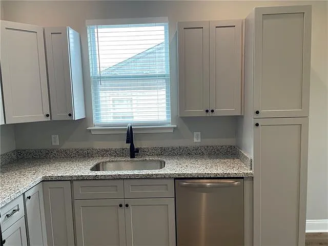 507 Center St #B — Photo 5