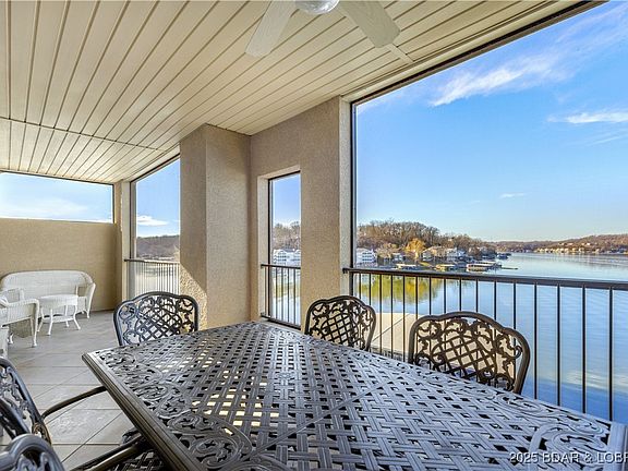 2nd image of 918 Tuscany Dr Unit 3K