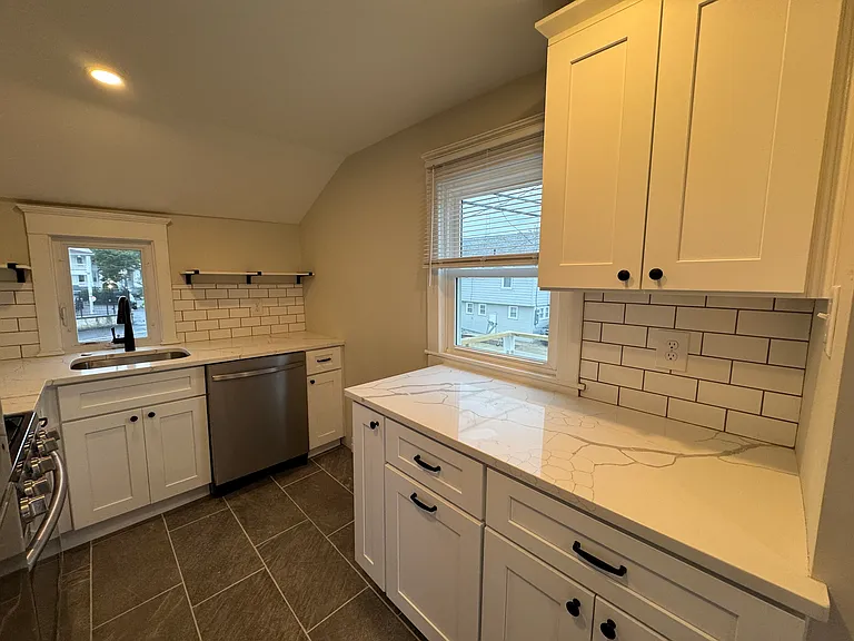 321 Wesley Ave #3 — Photo 11