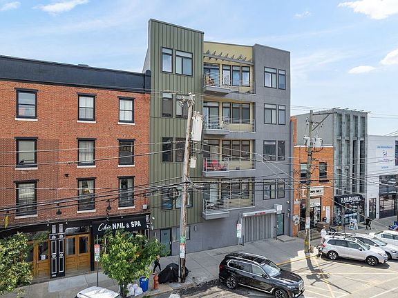 2nd image of 811 N 2nd St APT 3C