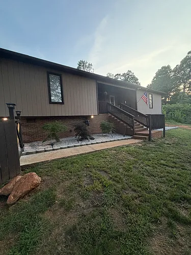 1101 Tall Oaks Cir Photo 1