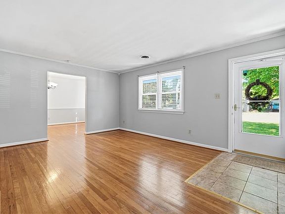 4th image of 4710 Hatton Point Rd