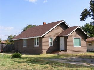 615 East Broadway, Fairview, OK 73737