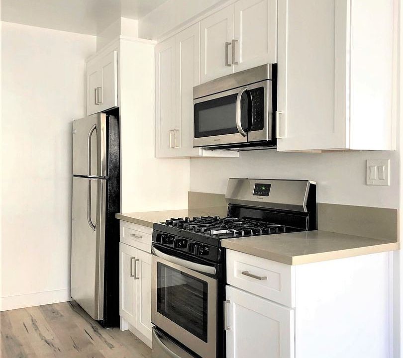 1st image of 1845 Garfield Pl APT 7