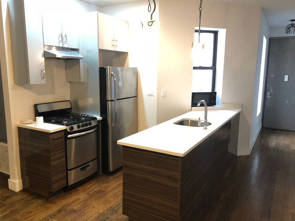 1st image of 102 Rogers Ave APT 6