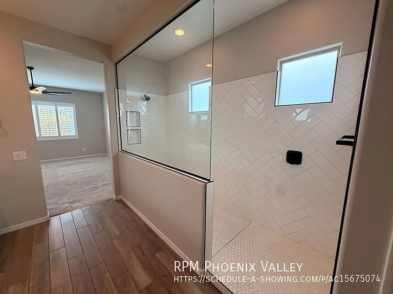 5151 N 181st Dr — Photo 18