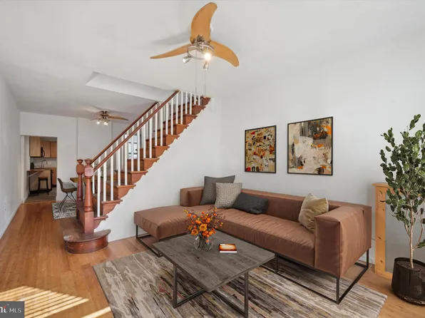2433 E Dauphin St, Philadelphia, PA 19125