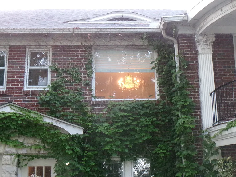 1954 Guilford Rd — Photo 13