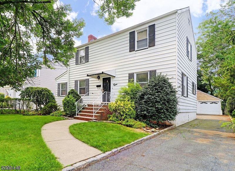 8 Roseland Pl Roseland NJ 07068 Zillow