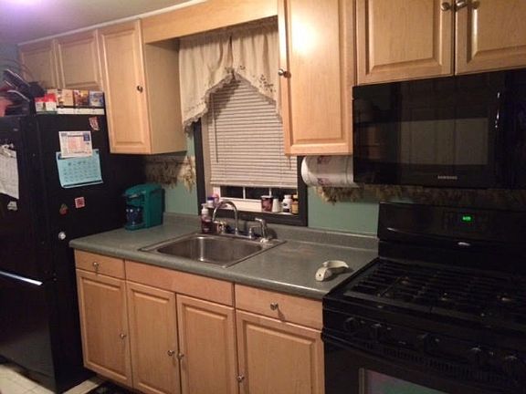 4th image of 227 N Linden Ave