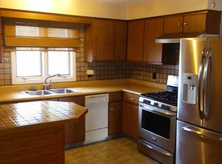 33 Linden St APT 6, Fall River, MA 02720