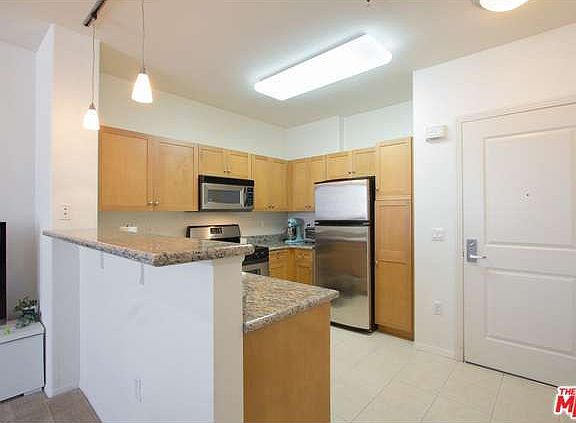2nd image of 100 S Alameda St Unit 118