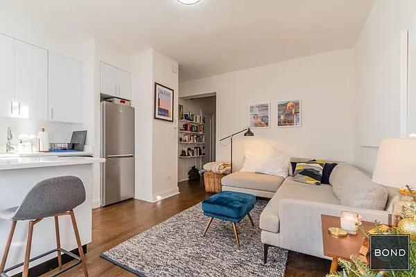 Rented by Bond New York | media 2