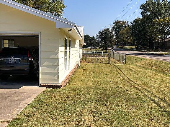 4th image of 1113 Quail Creek Dr