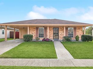 5117 Woodcrest Dr, Marrero, LA 70072