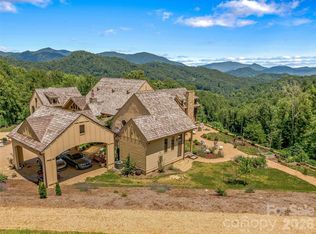 384 Doan Town Rd, Burnsville, NC 28714