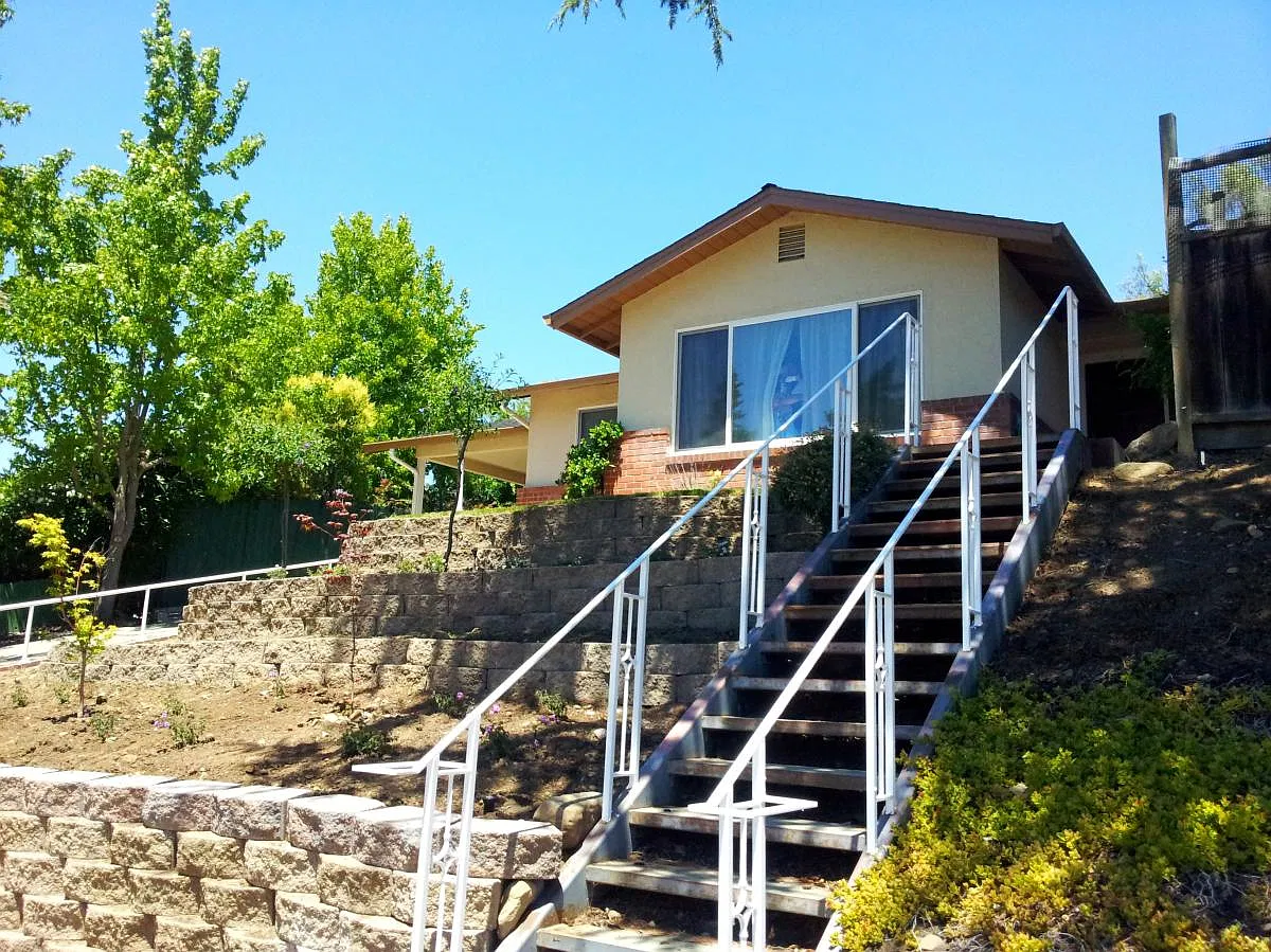 4 bed, 1628 sqft, $4,800 — Photo 1